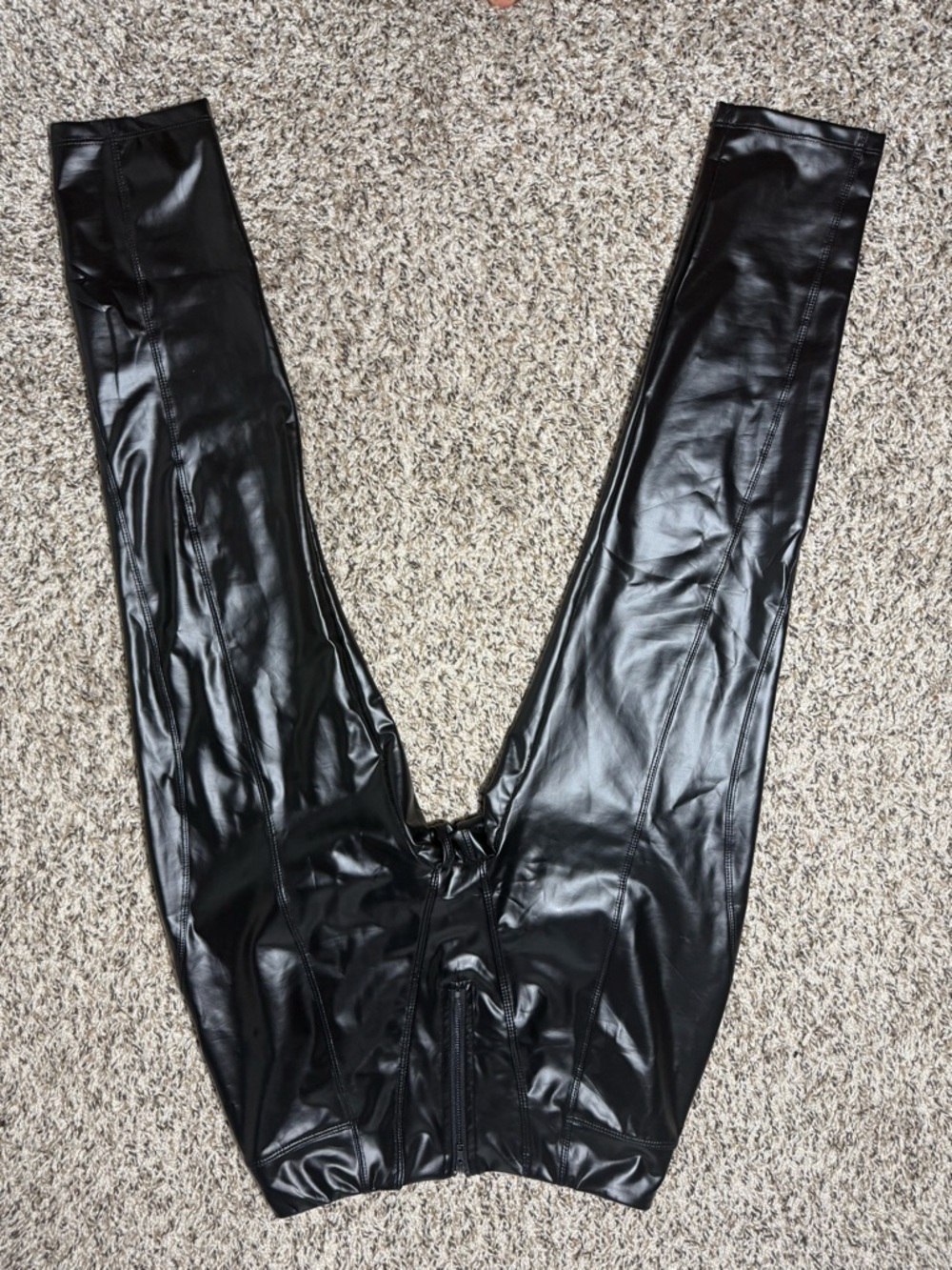 Faux Leather High-Waist Leggings - Black with Black Zipper - Picture 5 of 5